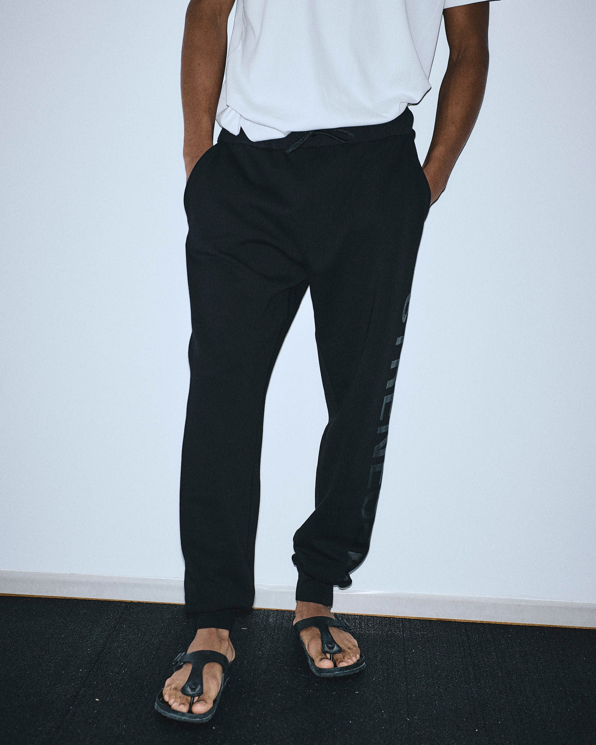 Jogginghose mit Logodruck - unisex