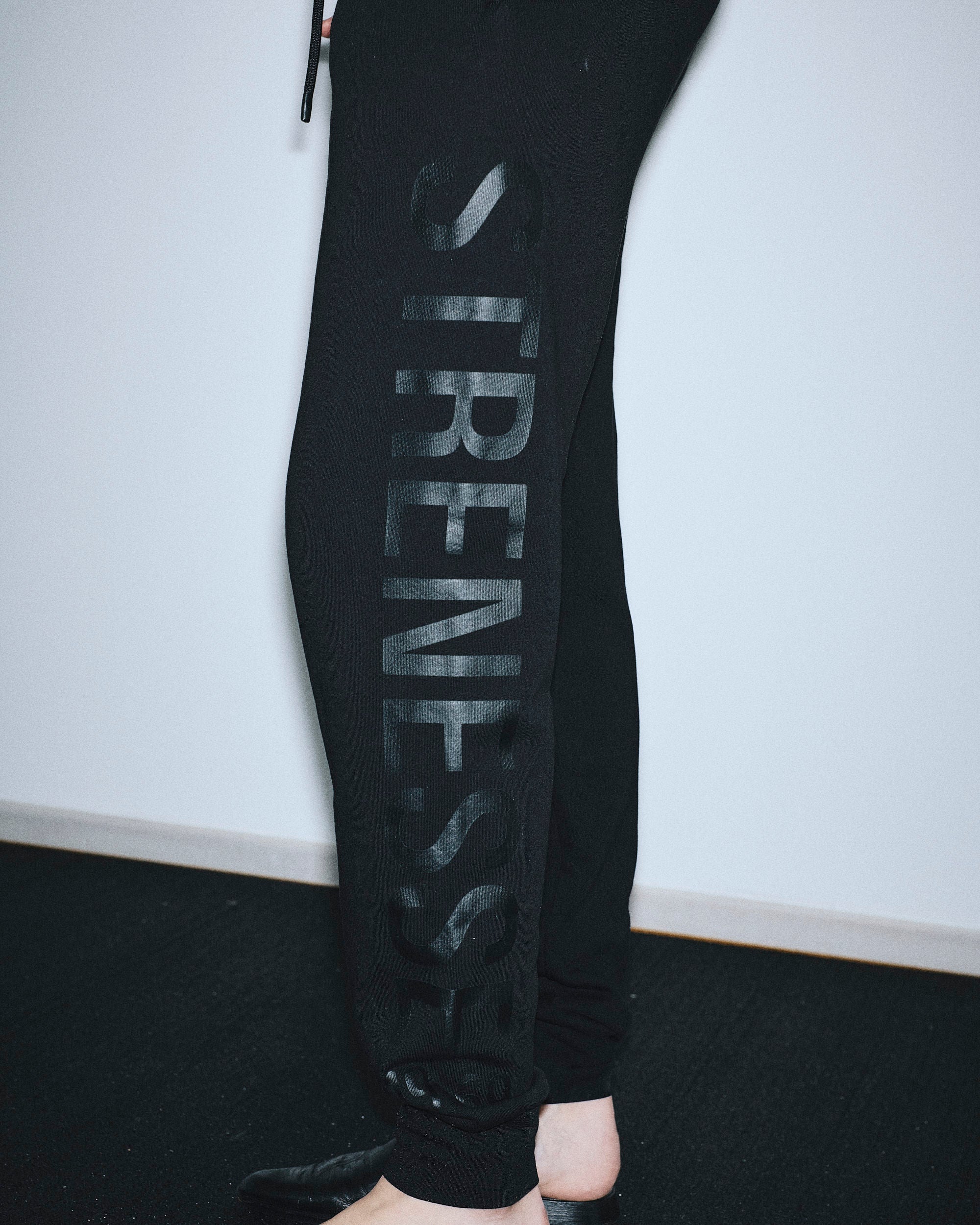 Jogginghose mit Logodruck - unisex